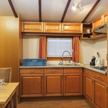 2 Bedroom Awesome In בית נופש *