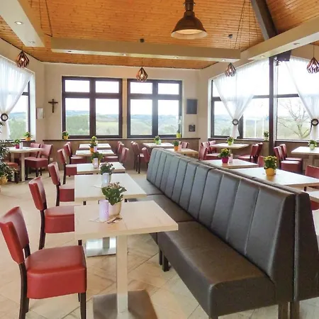 Дом отдыха 2 Bedroom Awesome In *