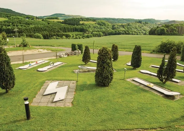 Vakantiehuis 2 Bedroom Awesome In